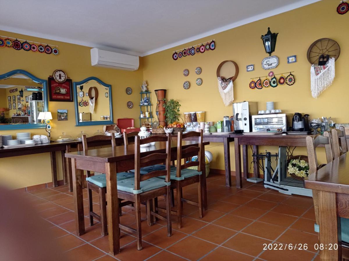 Отель A Casa Da Ti Laura 2 Авейру Экстерьер фото