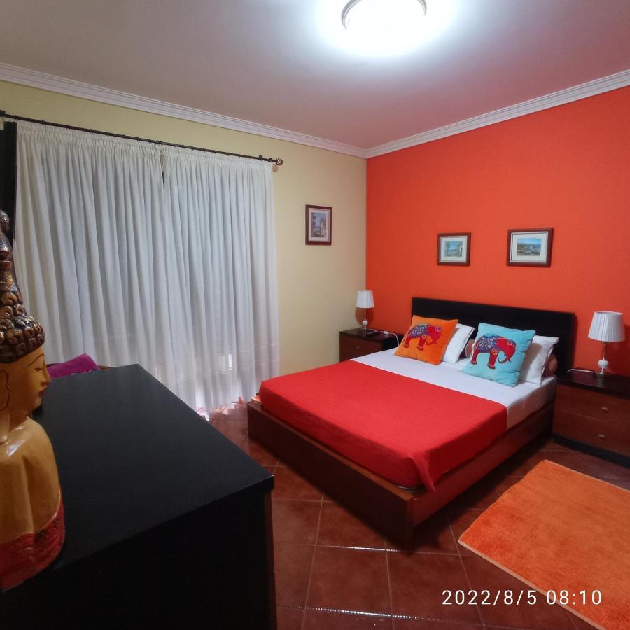 Отель A Casa Da Ti Laura 2 Авейру Экстерьер фото